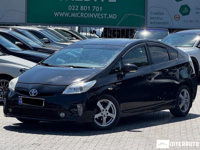 Toyota Prius 2013 doar la InterAuto