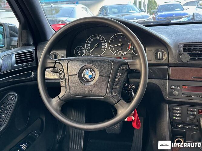 BMW 520 36 bmw 520 2002