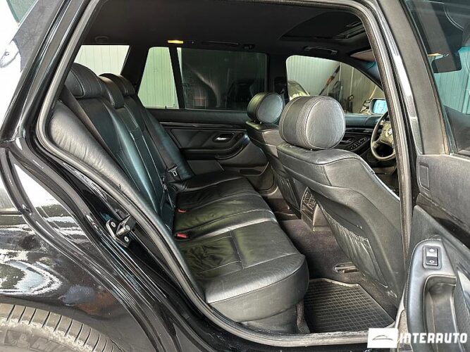 BMW 520 42 bmw 520 2002