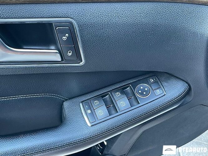 Mercedes E 200 46 mercedes E 200 2013