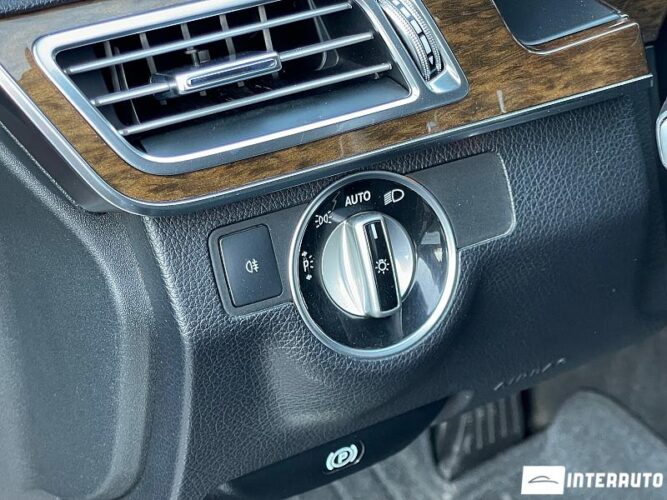 Mercedes E 200 47 mercedes E 200 2013