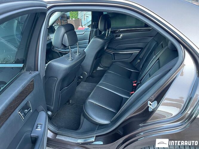 Mercedes E 200 48 mercedes E 200 2013