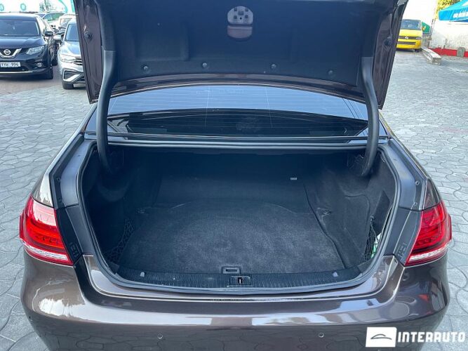 Mercedes E 200 36 mercedes E 200 2013