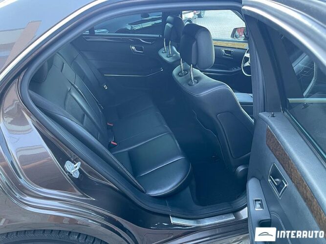 Mercedes E 200 49 mercedes E 200 2013