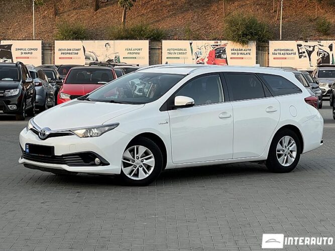 toyota Auris 2015