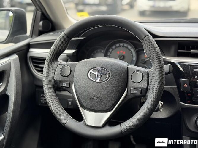 toyota Corolla 2016