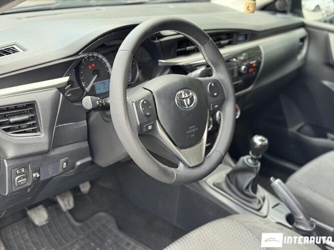 toyota Corolla 2016