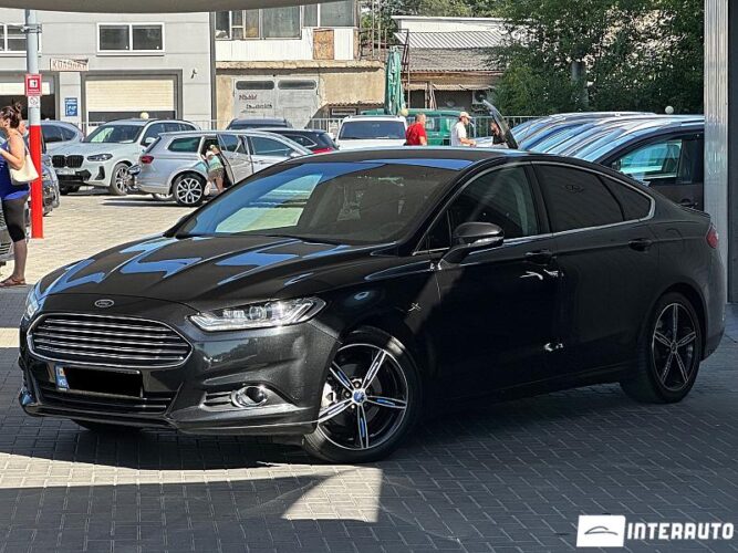 Ford Fusion 2015 doar la InterAuto