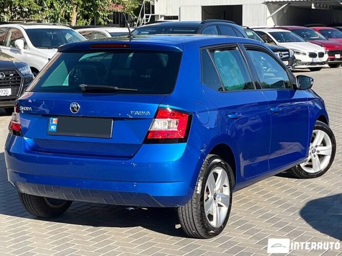 Skoda Fabia 32 skoda Fabia 2015