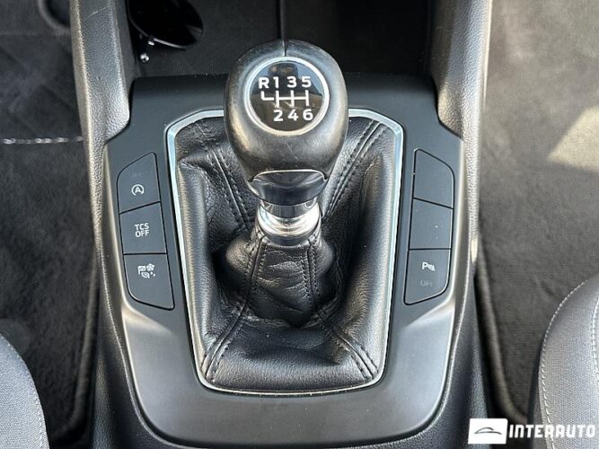 Ford Focus 43 ford Focus 2018