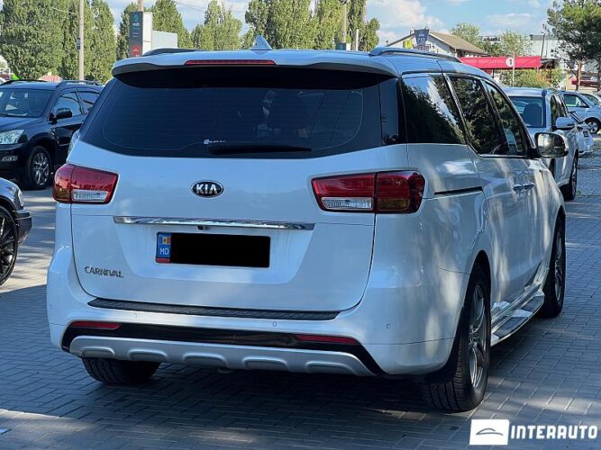 kia Carnival 2016