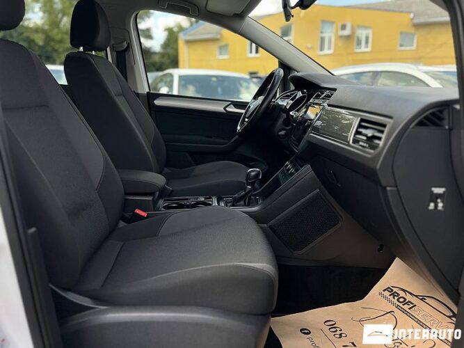 Volkswagen Touran 48 volkswagen Touran 2018