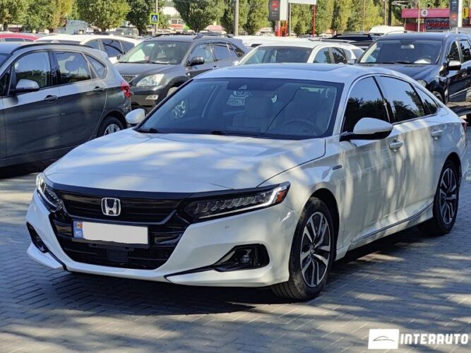 Honda Accord 2021 doar la InterAuto