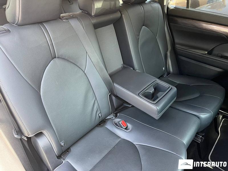 toyota Highlander 2021