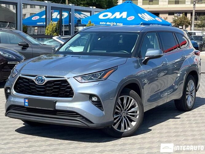 Toyota Highlander 2021 doar la InterAuto