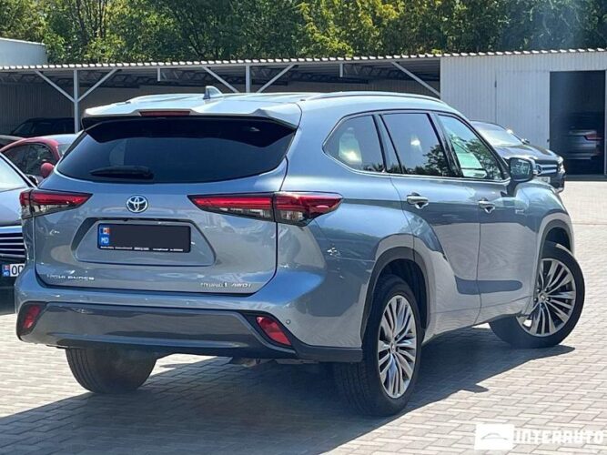 toyota Highlander 2021