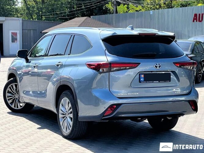 toyota Highlander 2021