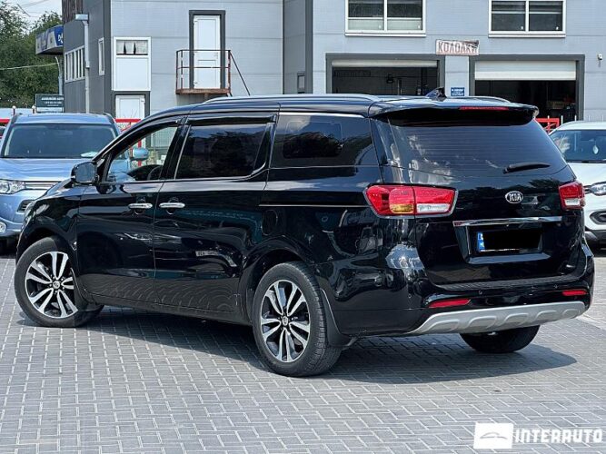 kia Carnival 2016