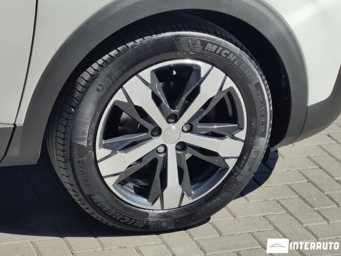 Peugeot 3008 38 peugeot 3008 2020