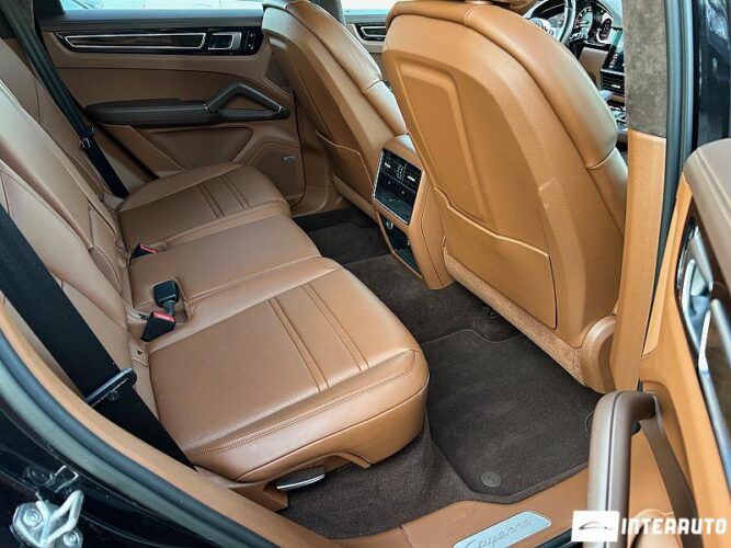 porsche Cayenne 2019