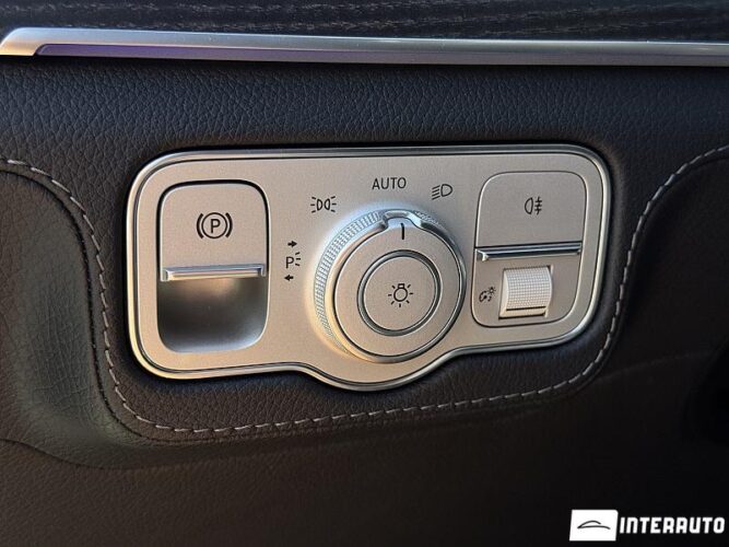 Mercedes GLE 350de 62 mercedes GLE 350de 2021