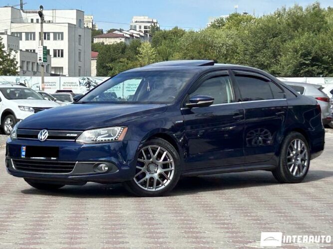 Volkswagen Jetta 2014 doar la InterAuto