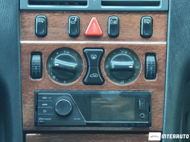 Mercedes E 200 38 mercedes E 200 1997