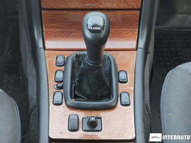 Mercedes E 200 40 mercedes E 200 1997