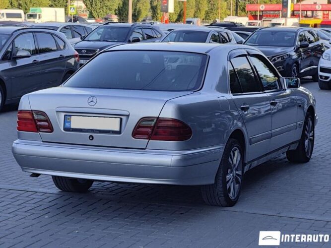 Mercedes E 200 30 mercedes E 200 1997