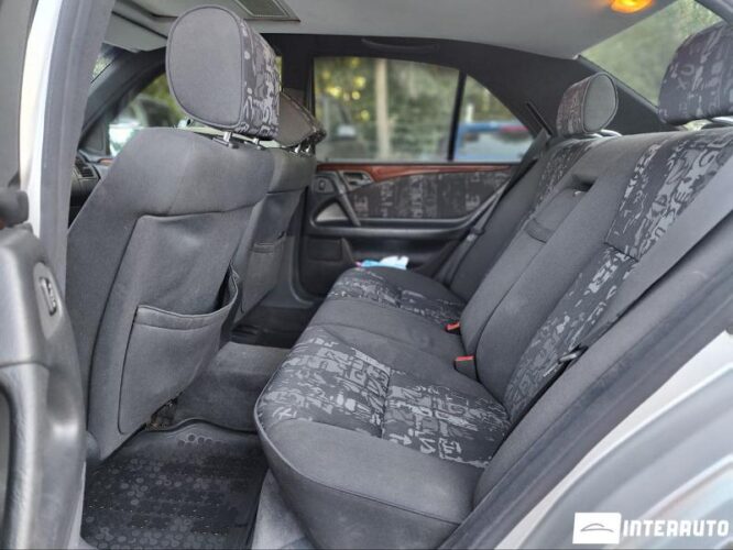 Mercedes E 200 34 mercedes E 200 1997