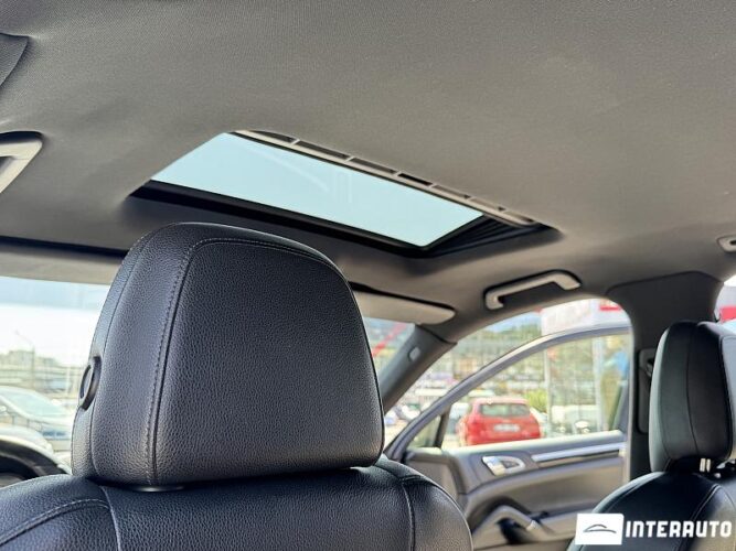 Porsche Cayenne 48 porsche Cayenne 2012