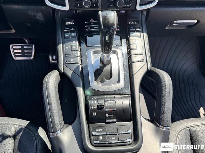 Porsche Cayenne 46 porsche Cayenne 2012