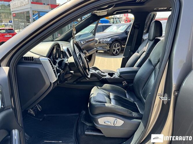 Porsche Cayenne 39 porsche Cayenne 2012