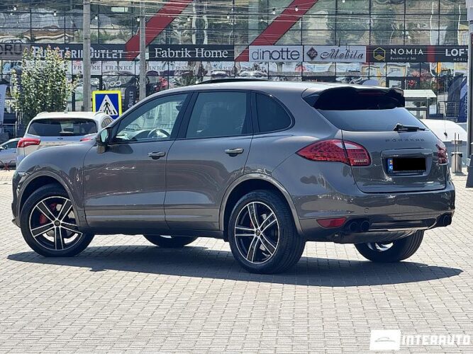 Porsche Cayenne 38 porsche Cayenne 2012