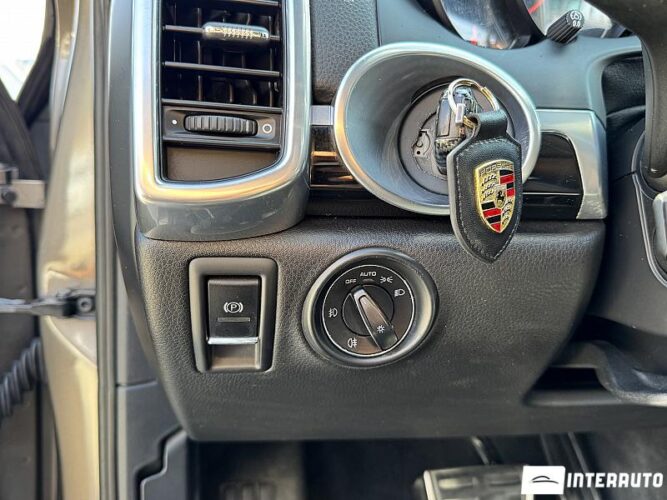 Porsche Cayenne 52 porsche Cayenne 2012