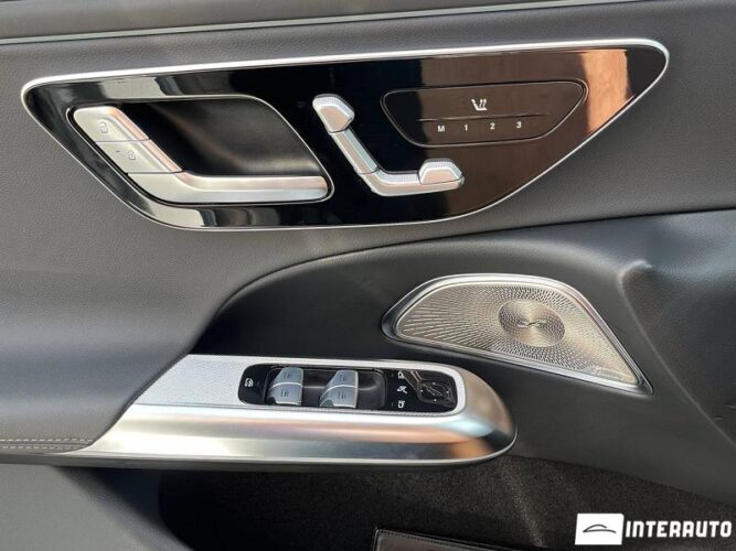 mercedes E 300e 2024