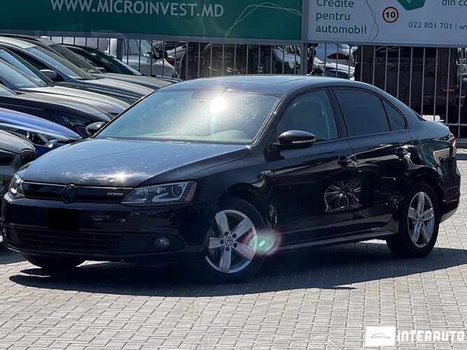 Volkswagen Jetta 2013 doar la InterAuto