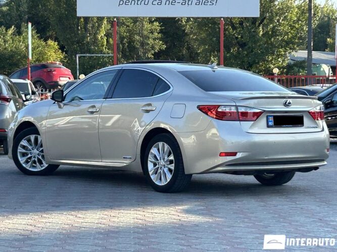 lexus ES 300h 2013