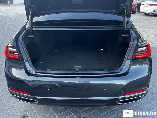 BMW 745e 64 bmw 745e 2020