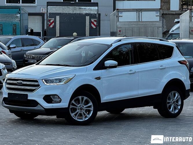 Ford Kuga 2018 doar la InterAuto