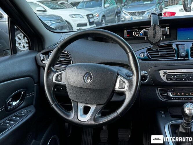 renault Scenic 2013