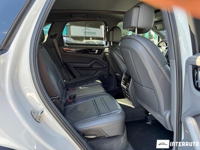 porsche Cayenne 2019