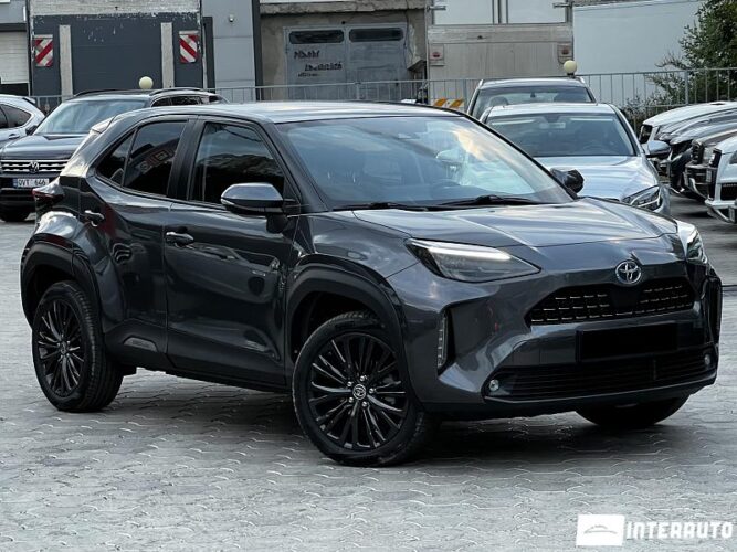 Toyota Yaris Cross 2022 doar la InterAuto