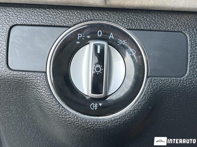 Mercedes E 220 36 mercedes E 220 2009