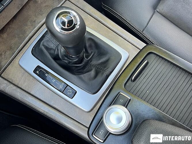 Mercedes E 220 43 mercedes E 220 2009