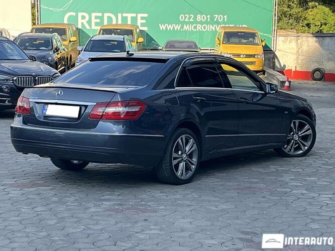 Mercedes E 220 32 mercedes E 220 2009