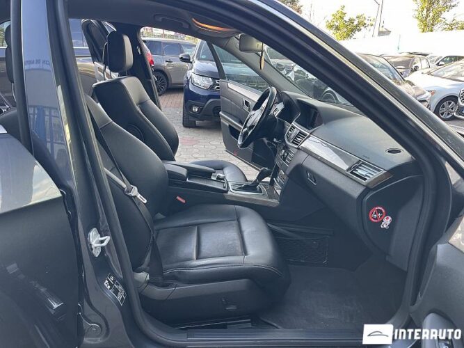 Mercedes E 220 46 mercedes E 220 2009