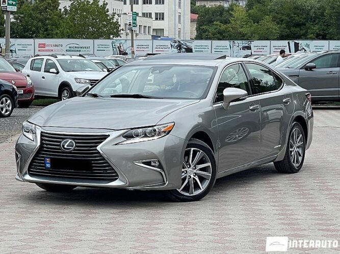 Lexus ES 300h 2015 doar la InterAuto