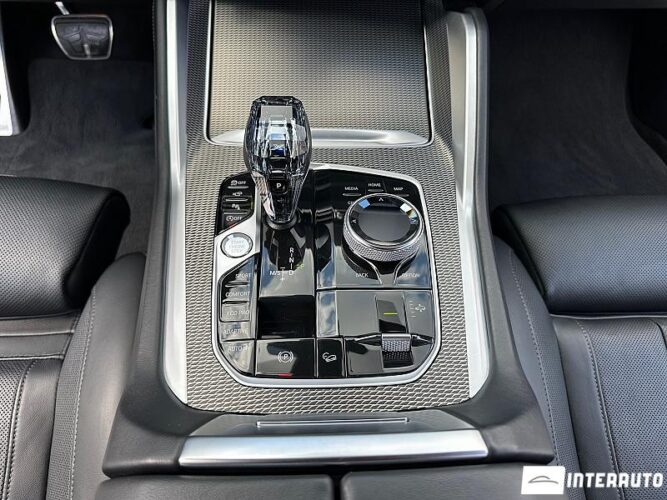 BMW X6 4.0i 43 bmw X6 4.0i 2020