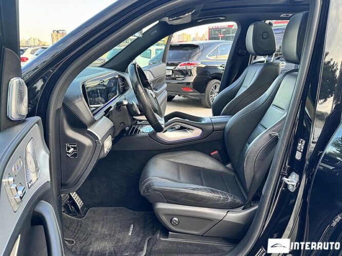 Mercedes GLE 400 44 mercedes GLE 400 2020